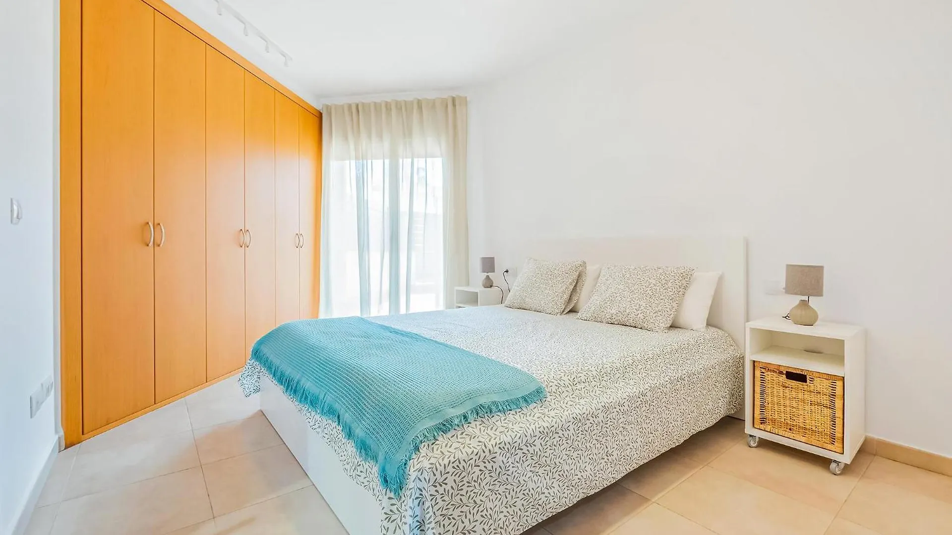 Beautiful Apartment In La Rapita With Kitchen Sant Carles De La Rapita