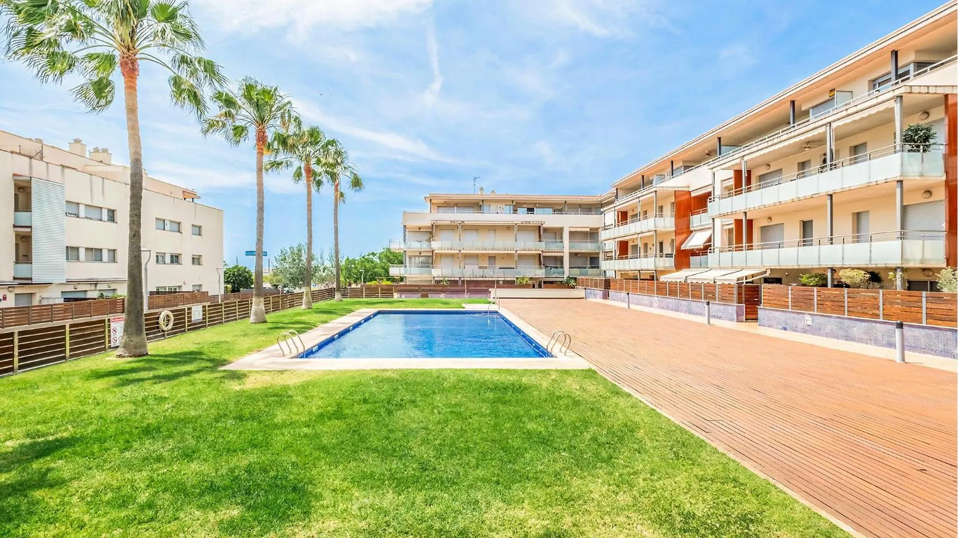 Beautiful Apartment In La Rapita With Kitchen Sant Carles De La Rapita