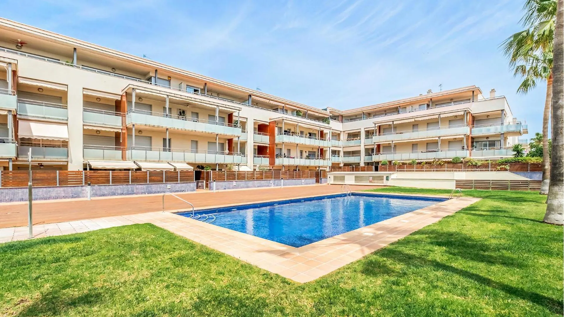 Beautiful Apartment In La Rapita With Kitchen Sant Carles De La Rapita