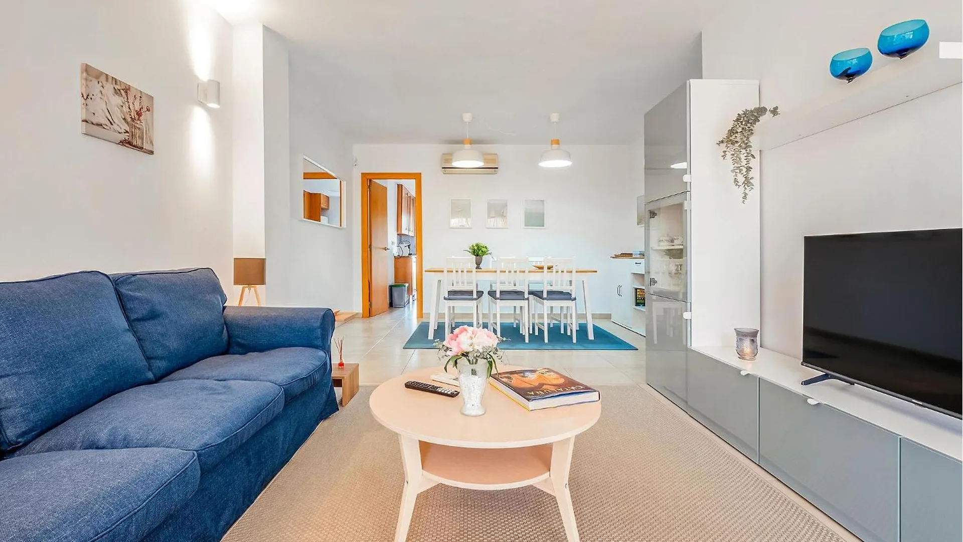 Beautiful Apartment In La Rapita With Kitchen Sant Carles De La Rapita